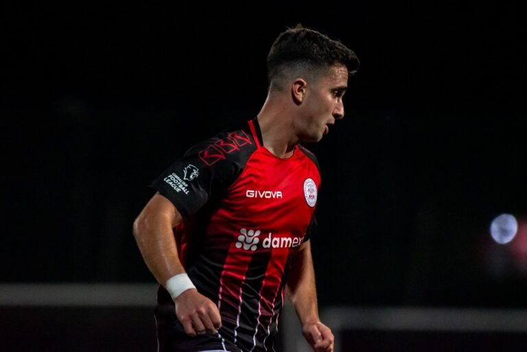 Liga de Fútbol de Gibraltar: Finalizó la jornada 4, con Lincoln primero.